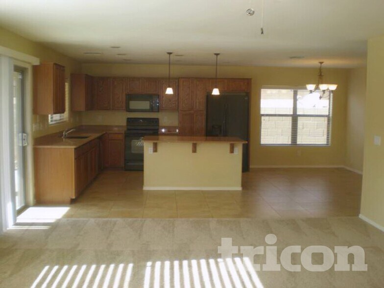 Building Photo - 11755 West Cocopah St