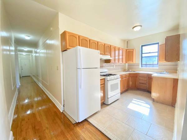 Primary Photo - 621 Lefferts Ave