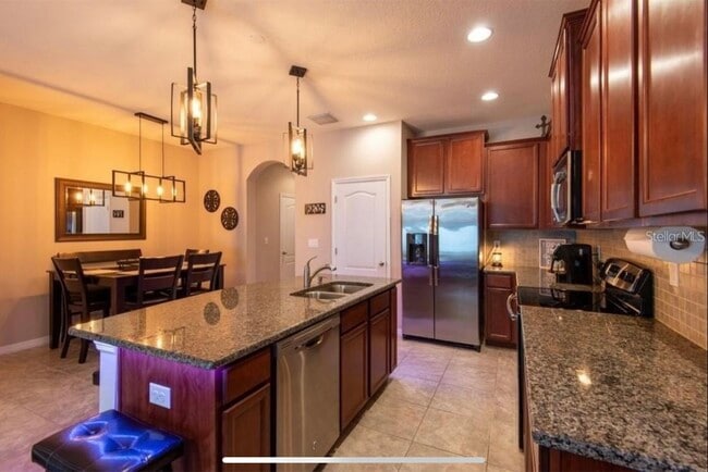 Building Photo - 10425 Yellow Spice Ct