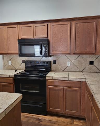Building Photo - 1404 Piedmont Dr