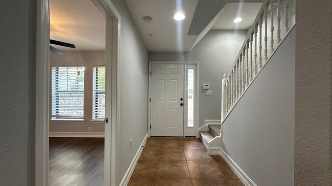 Building Photo - 3720 Messina Dr