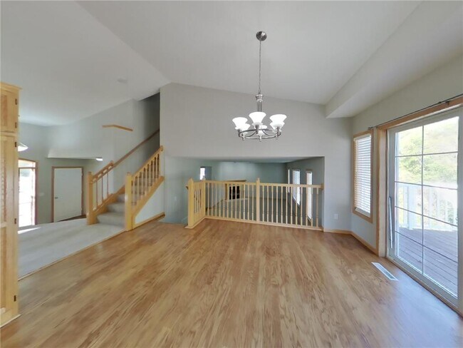 Building Photo - 10420 Karston Ave NE