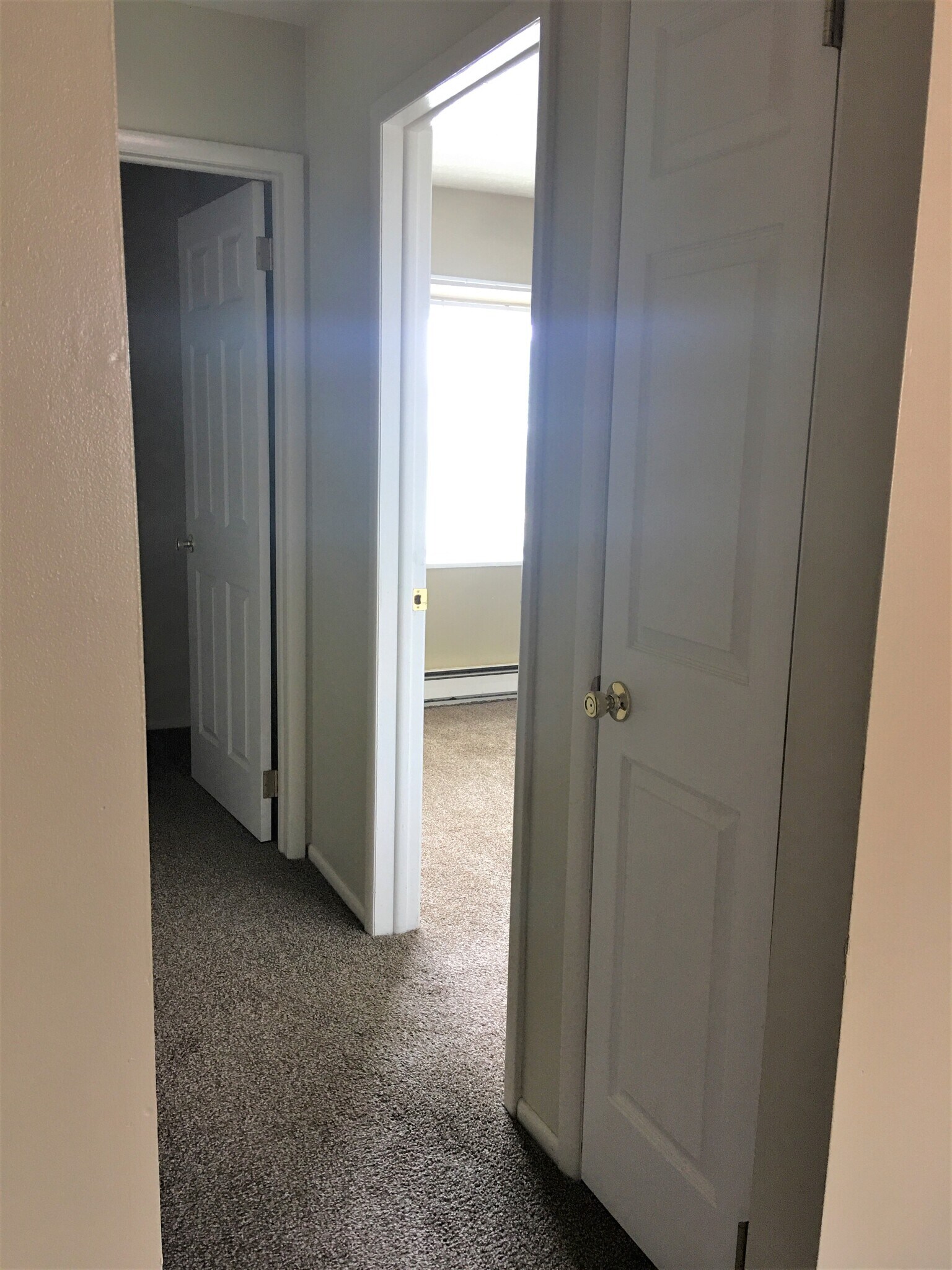 Building Photo - 3 E Central Ave