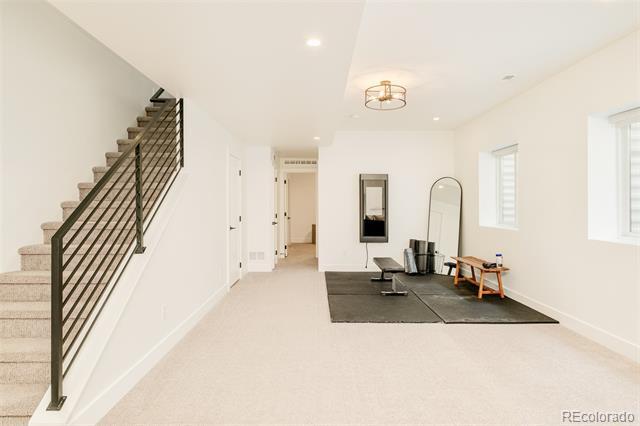 Building Photo - 3610 Vallejo St