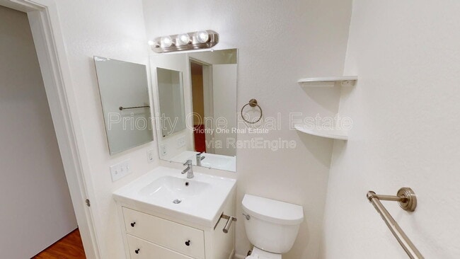 Building Photo - 7223 Camino Degrazia