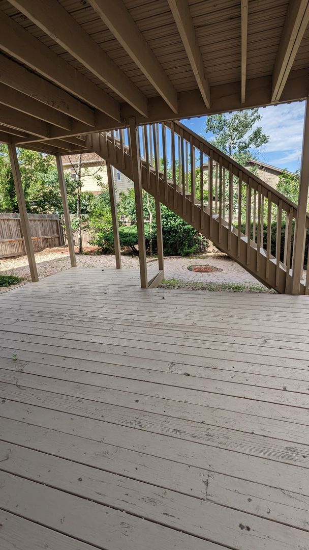 Building Photo - TWO STORY WITH FINISHED WALKOUT BASEMENT A...