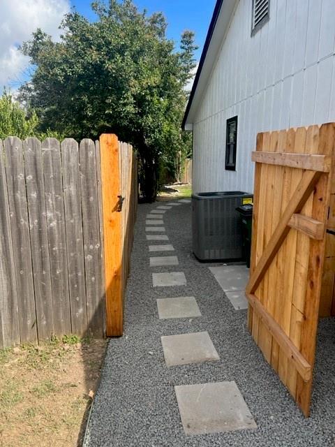 Building Photo - 11612 Ruffed Grouse Dr