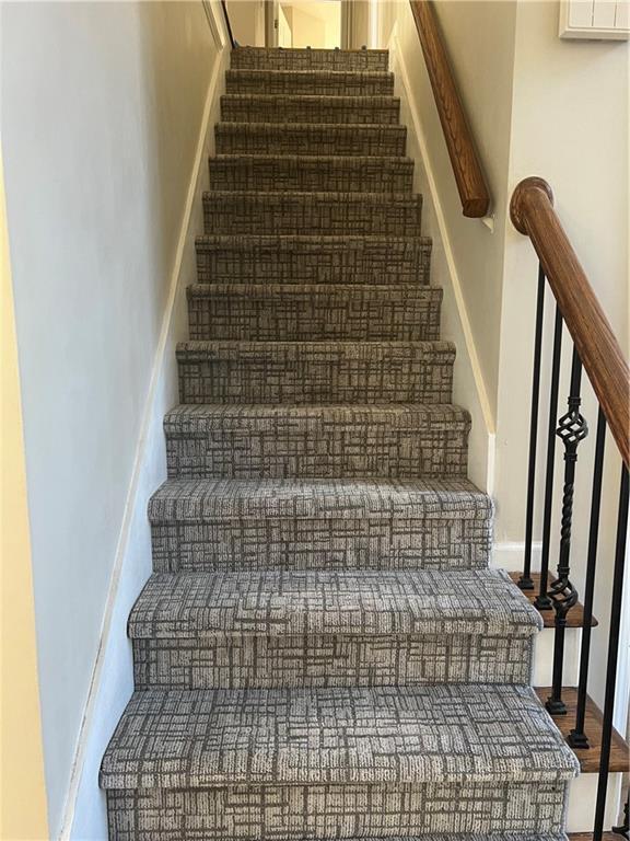 Building Photo - 5455 Woodrun Ln