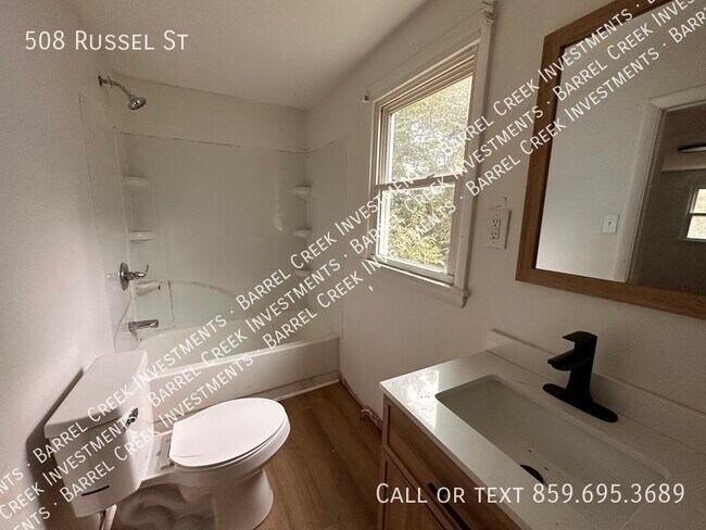 Building Photo - 1-bed 1-bath House - 508 Russel St