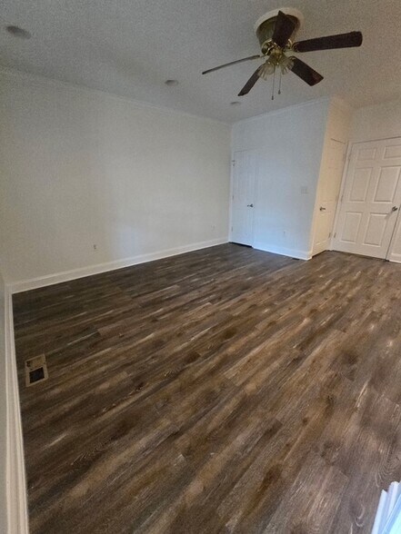 Building Photo - 1721 Capitol Ave NE