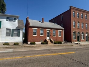 Building Photo - Coming soon: 2 Bed 1 Bath Home