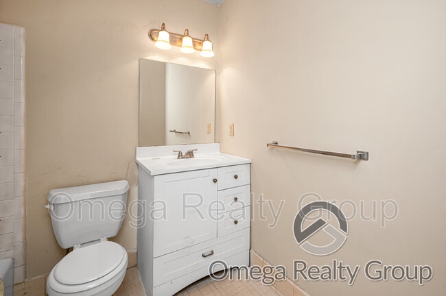 Building Photo - 21 Cullen Dr