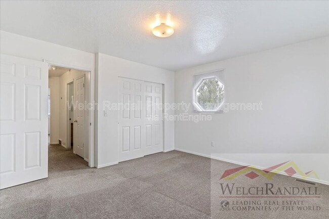 Building Photo - 417 E 2100 N