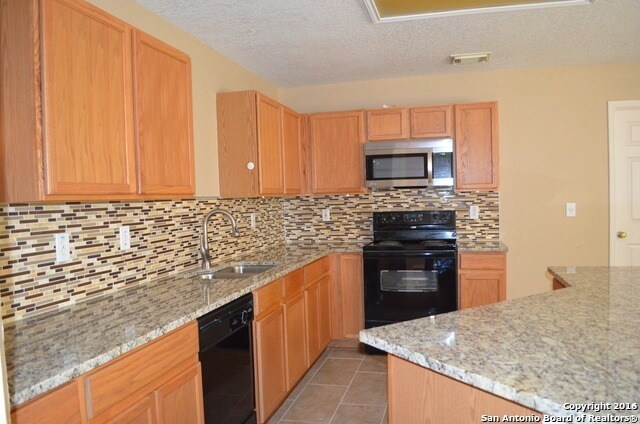 Building Photo - 443 Bluegrass Creek