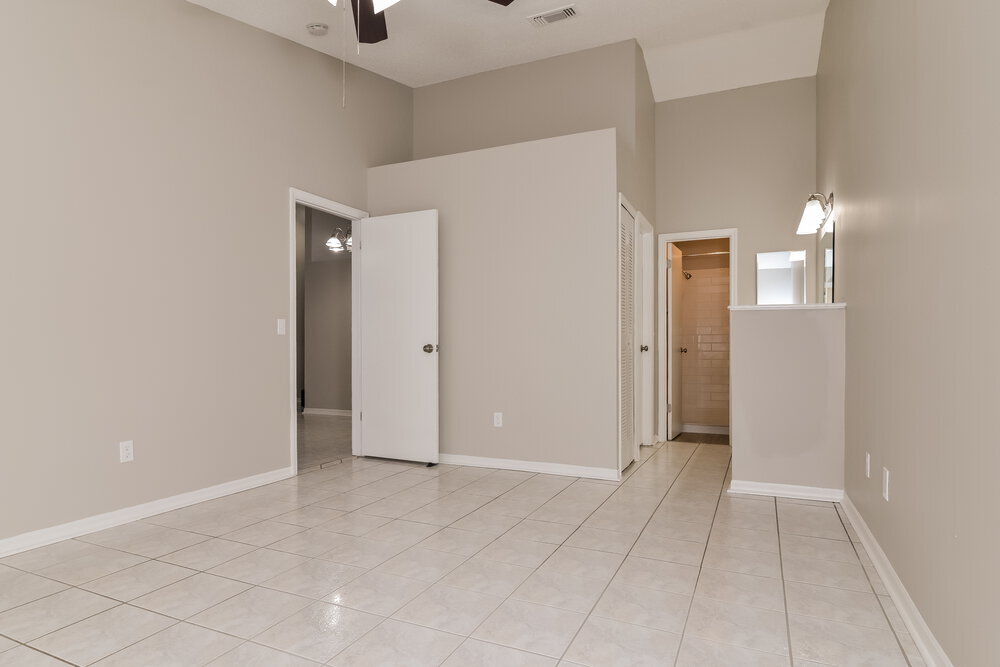 Building Photo - 1232 Regal Ridge Dr