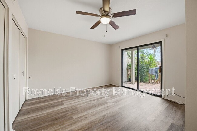 Building Photo - 2279 Caminito Cabala