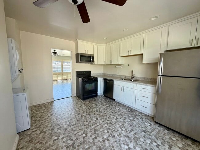 Building Photo - 4832 Jumano Ave