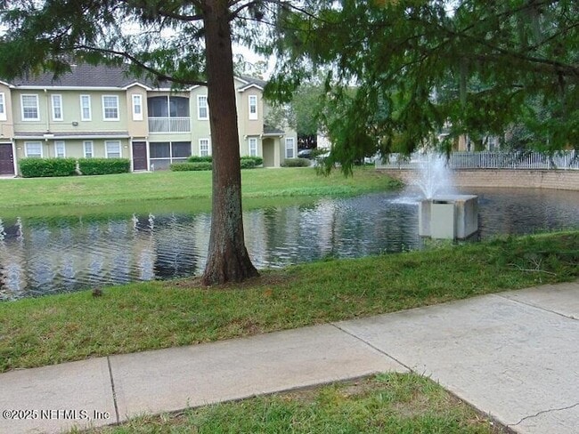 Building Photo - 10075 Gate Pkwy N