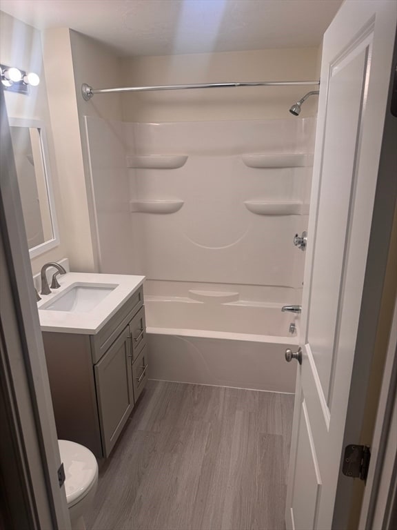 Building Photo - 5 W Chapel St