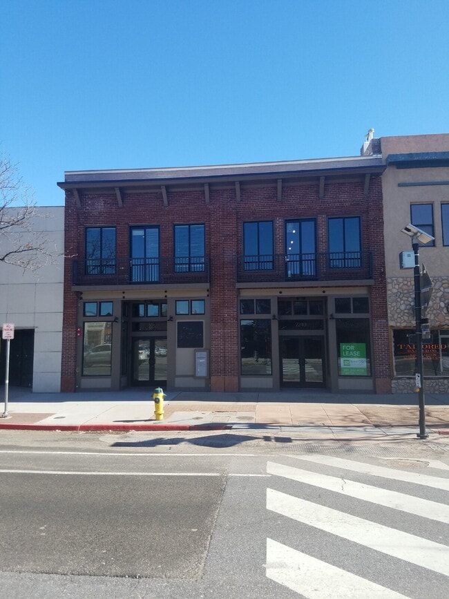 Building Photo - 2238 Washington Blvd