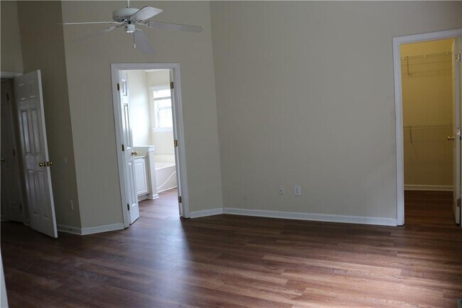 Building Photo - 910 Brushy Creek Ct