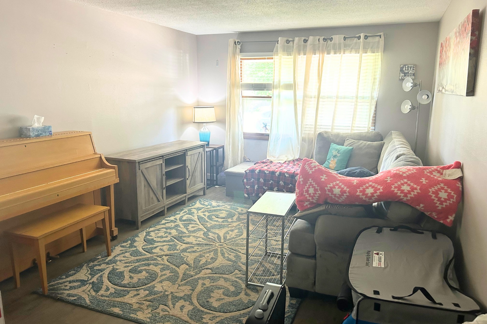 Building Photo - 2822 S Main Ave