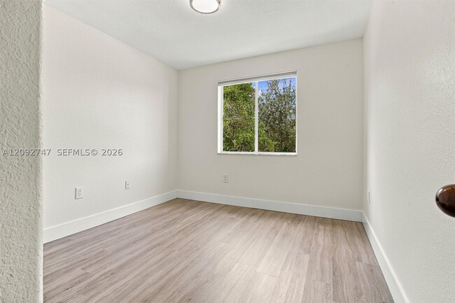 Building Photo - 16963 SW 38th St