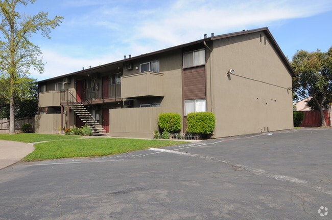 Building Photo - Century Plaza Apartments