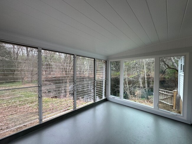 Building Photo - Pet-Ok | Charming Single-Family Ranch in Carlisle, MA | Avail 5/1
