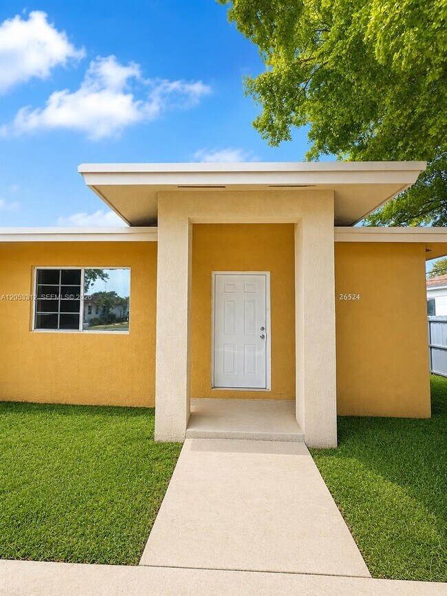 Building Photo - 26524 SW 138th Ave