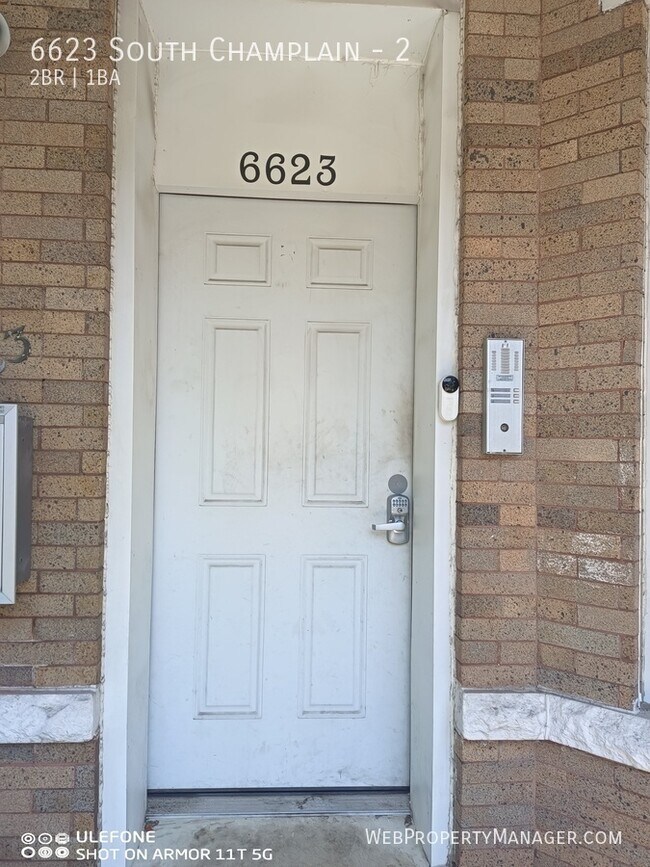 Building Photo - 6623 S Champlain Ave