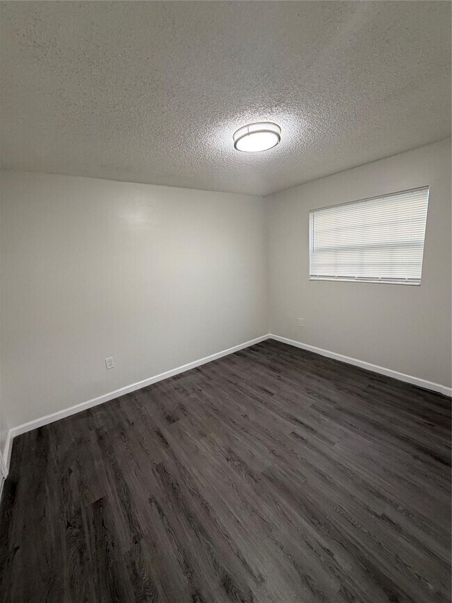 Building Photo - 11461 NW 31st Pl