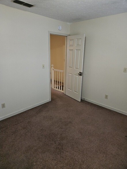 Building Photo - 101 Mead Ave