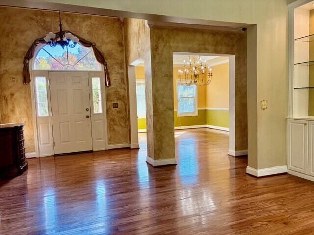 Building Photo - 9008 Doris Dr