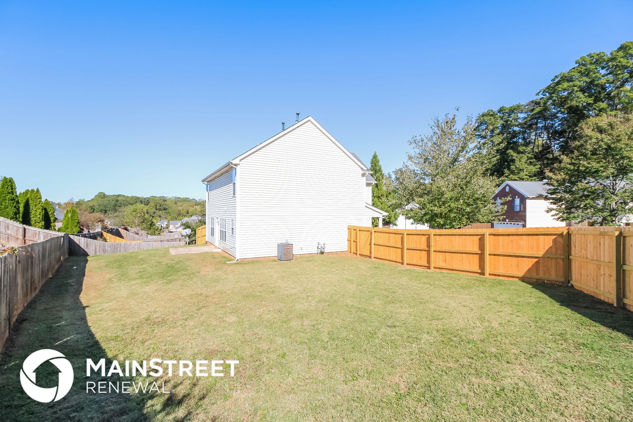 Building Photo - 977 Peachtree Meadows Cir