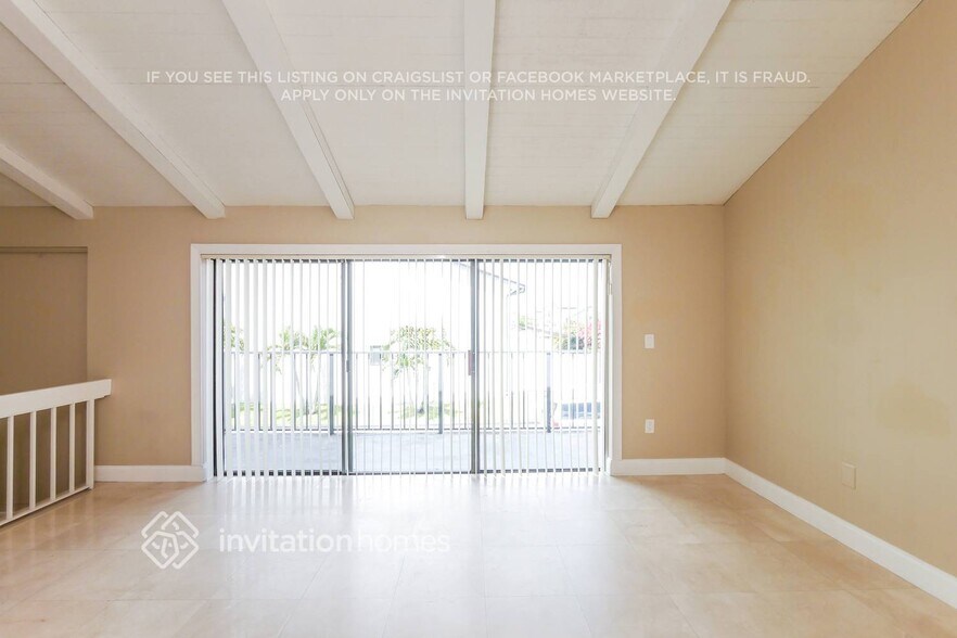 Building Photo - 8662 SW 154th Cir Pl