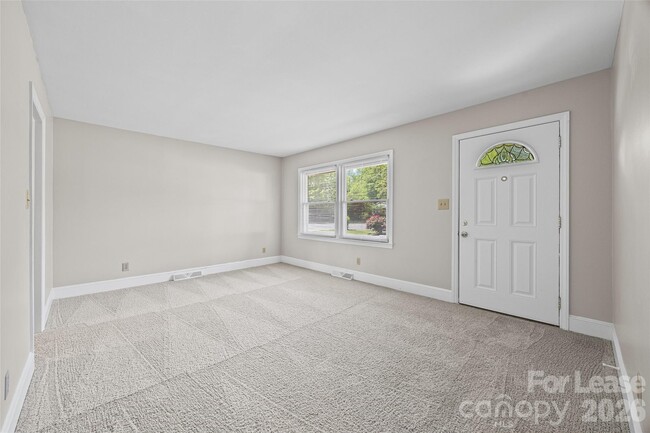 Building Photo - 4827 Harcourt Ln