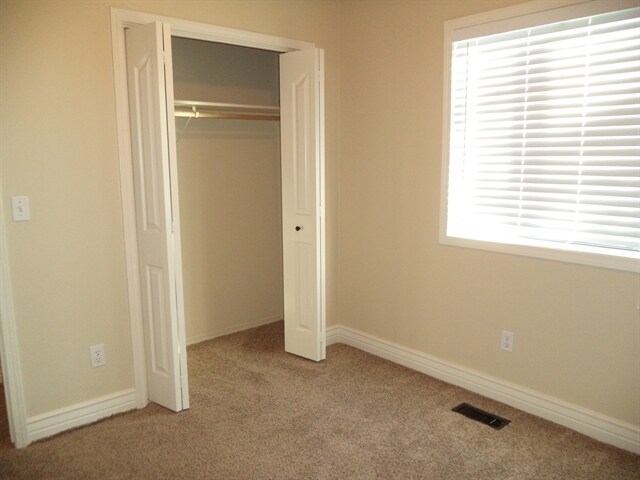 Building Photo - 659 N Tidwell Way