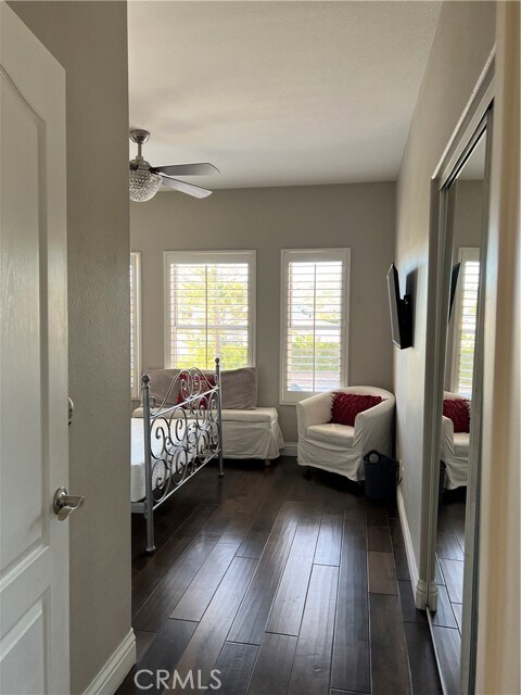 Building Photo - 7420 Cliffside Ct