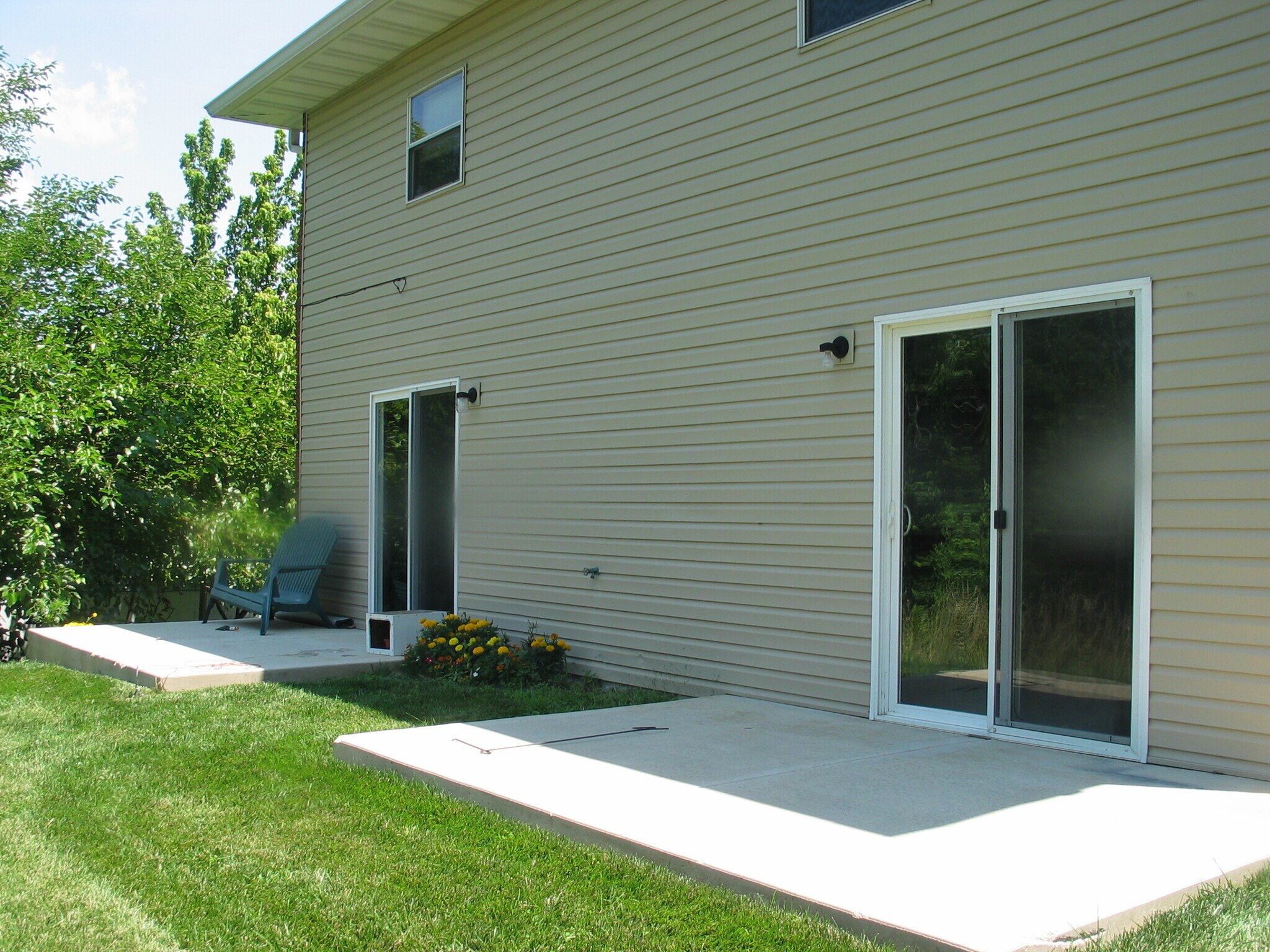 Building Photo - 1153 Williams St