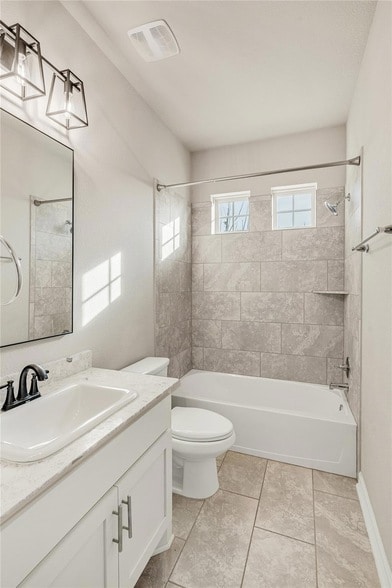 Building Photo - 18103 Pomelo Ln