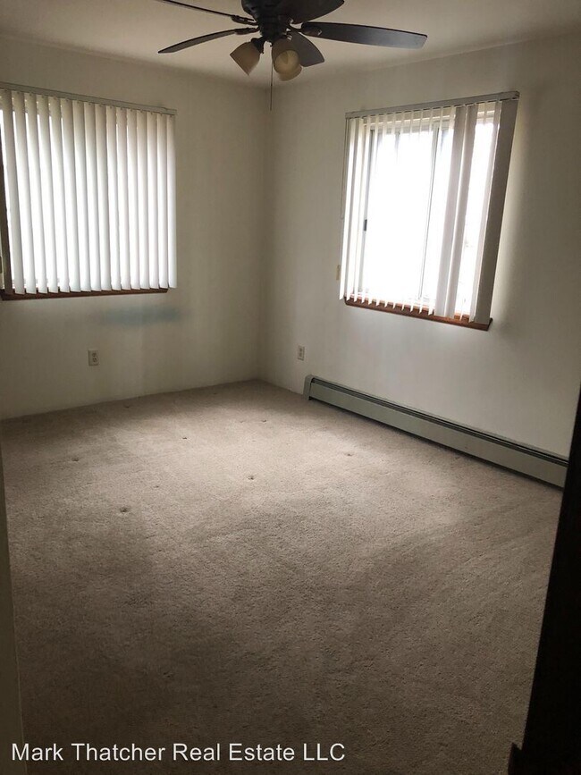 Building Photo - 261-271 Oakwood Ave