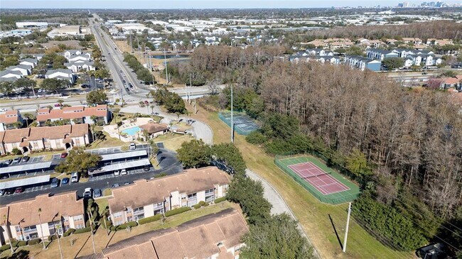 Building Photo - 4690 Pembrook Pl