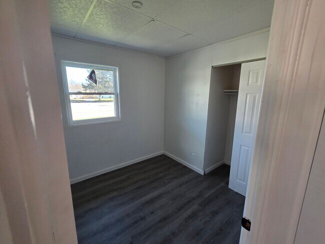 Building Photo - LIMITED TIME**1/2 OFF DEPOSIT**