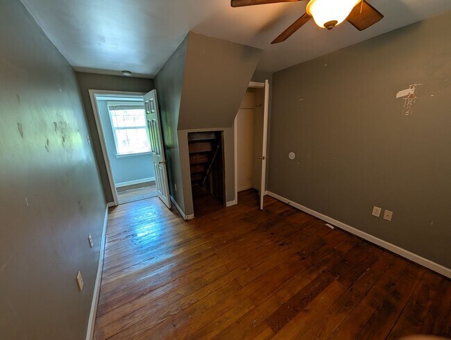 Building Photo - 1222 Stafford Rd