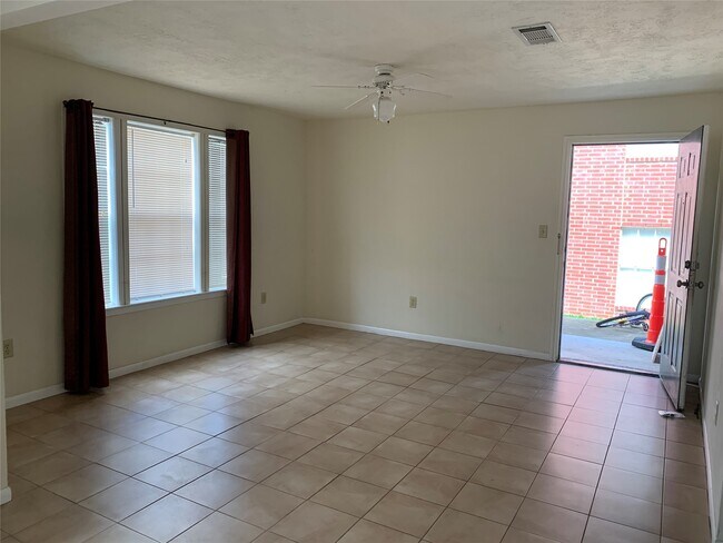 Building Photo - 4310 College Main St