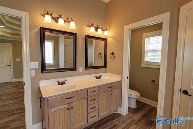 Building Photo - 25861 Caldera Dr
