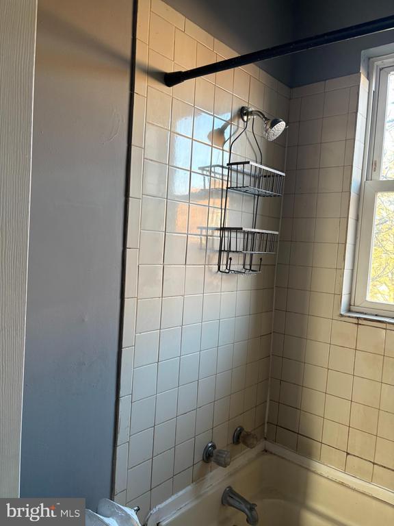 Building Photo - 1767 N Peach St