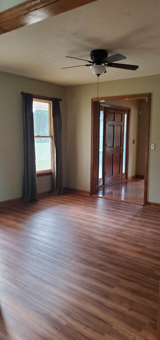 Building Photo - 119 Stoney Brook Ln