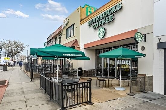 Building Photo - 5102 Warren Plz NW